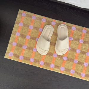 耐久性に優れ、お部屋に美しい雰囲気を添える WARMGREY TAIL の RUG（ラグ）