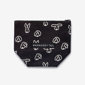 物をたっぷり収納できるポーチ WARMGREY TAIL の STANDING POUCH