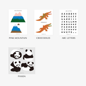 イラストに沿って型抜かれているホワイトコーティングステッカー WARMGREY TAIL の STICKER（ステッカー）