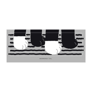 イラストに沿って型抜かれているホワイトコーティングステッカー WARMGREY TAIL の STICKER（ステッカー）