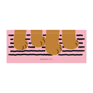 イラストに沿って型抜かれているホワイトコーティングステッカー WARMGREY TAIL の STICKER（ステッカー）