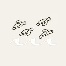 画像をギャラリービューアに読み込む, イラストに沿って型抜かれているホワイトコーティングステッカー WARMGREY TAIL の STICKER（ステッカー）
