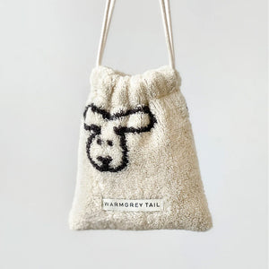 1つ1つデザインが異なるミニサイズの紐付きポーチ WARMGREY TAIL の TERRY POUCH（テリーポーチ）