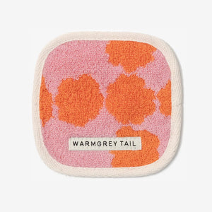 1つ1つデザインが異なる WARMGREY TAIL の TOWEL COASTER（タオルコースター）