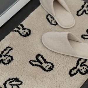 耐久性に優れ、お部屋に美しい雰囲気を添える WARMGREY TAIL の DOORMAT（ドアマット）65 x 45cm