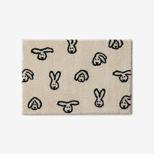 画像をギャラリービューアに読み込む, 耐久性に優れ、お部屋に美しい雰囲気を添える WARMGREY TAIL の DOORMAT（ドアマット）65 x 45cm
