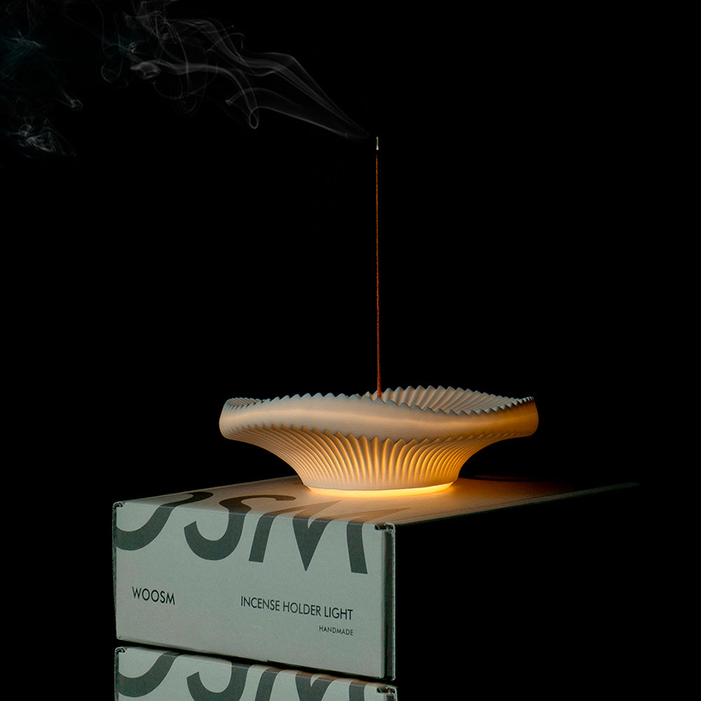 お香と光で空間を満たすインセンスホルダー WOOSM Incense Holder