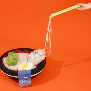 ラーメンモチーフの遊び心満載のペットベッド YUMMY YUMMY Ramen Noodle Bowl of Scratches