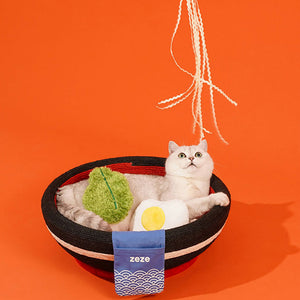 ラーメンモチーフの遊び心満載のペットベッド YUMMY YUMMY Ramen Noodle Bowl of Scratches