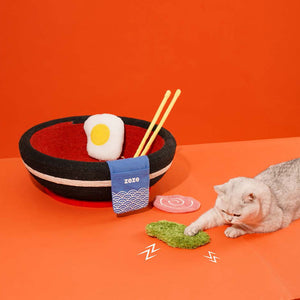 ラーメンモチーフの遊び心満載のペットベッド YUMMY YUMMY Ramen Noodle Bowl of Scratches