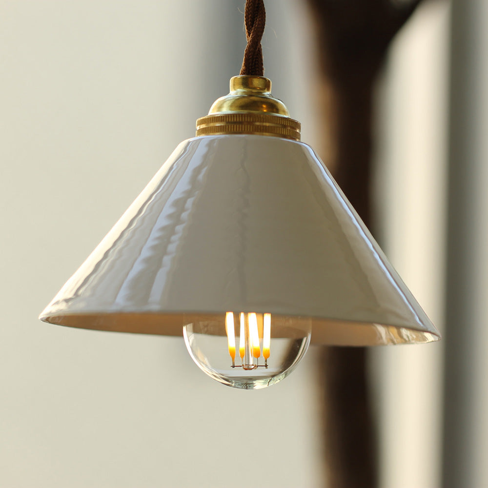 レトロな雰囲気を作り出す LED ミニブローブ E17 – MAG. online shop