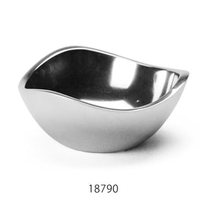 シンプルでスタイリッシュな Aluminium Tray（アルミニウムトレイ）