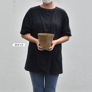 自然環境に近い状態を表現できるプランター ART STONE（アートストーン）