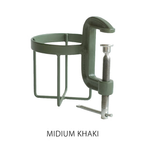 がっちり固定の安定感、無骨で力強い万力型ホルダー BOTTLE CLAMPER（ボトル クランパー）