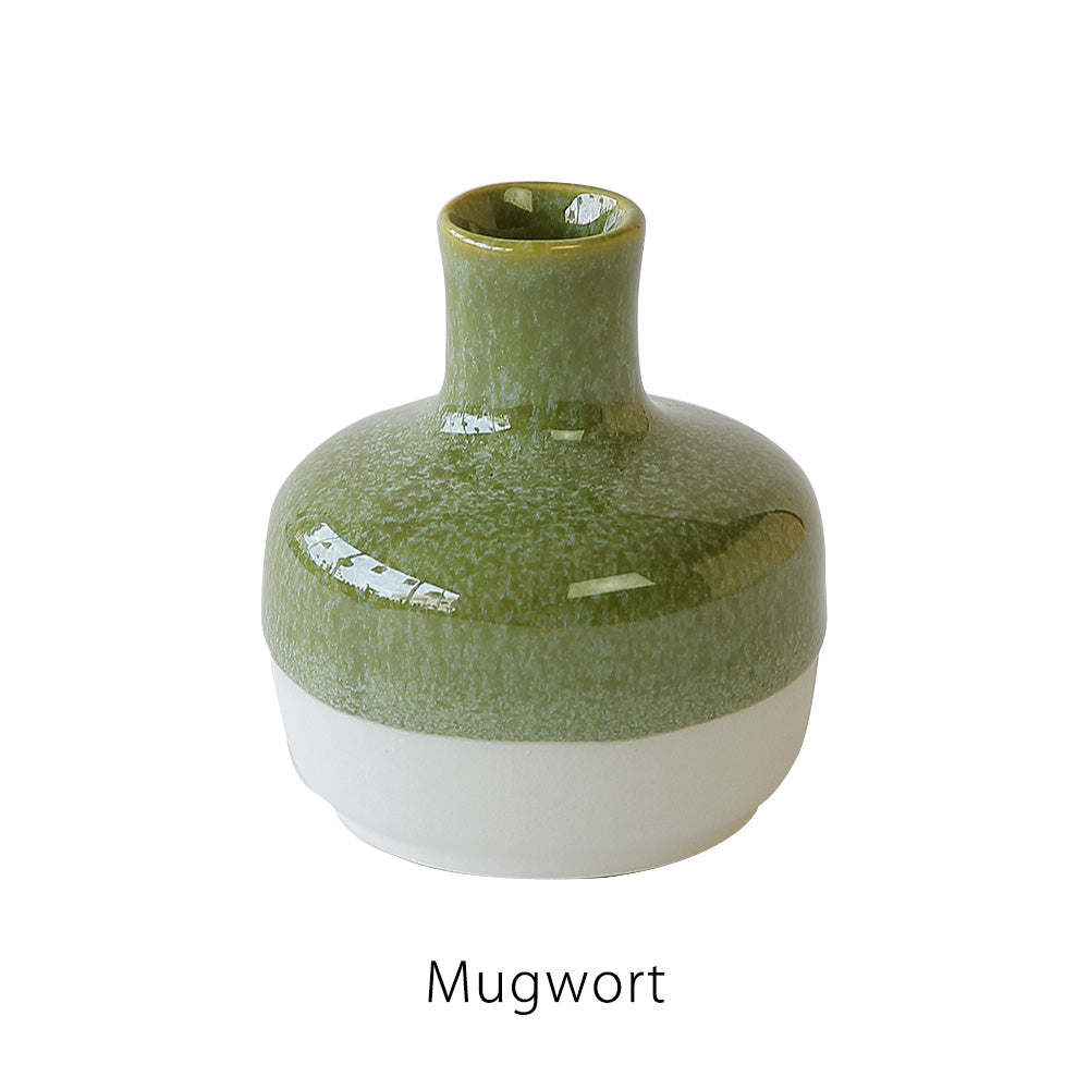 シンプルな花も華やかに彩る、明るいトーンの一輪挿し Bron Choco