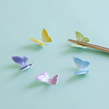 画像をギャラリービューアに読み込む, 蝶が小枝にとまる姿を表現した箸と箸置きのセット Butterfly 2膳セット
