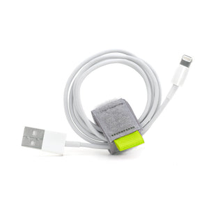 カラフルな色が目を引くマジックテープ式の Color Cable Ties（カラーケーブルタイ）