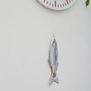屋内外で使用可能な魚型の温度計 Fish Thermometer（フィッシュサーモメーター）