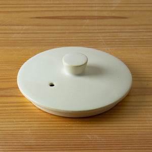 まろやかなお湯。静かな沸騰の音でやさしい生活が過ごせる 陶のやかん