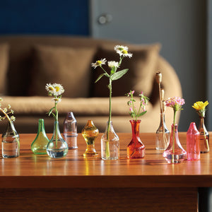 お花を最後まで余すことなく楽しめるミニチュアフラワーベース MALMAISON BOTTLE FEE（マルメゾン ボトル フェー）