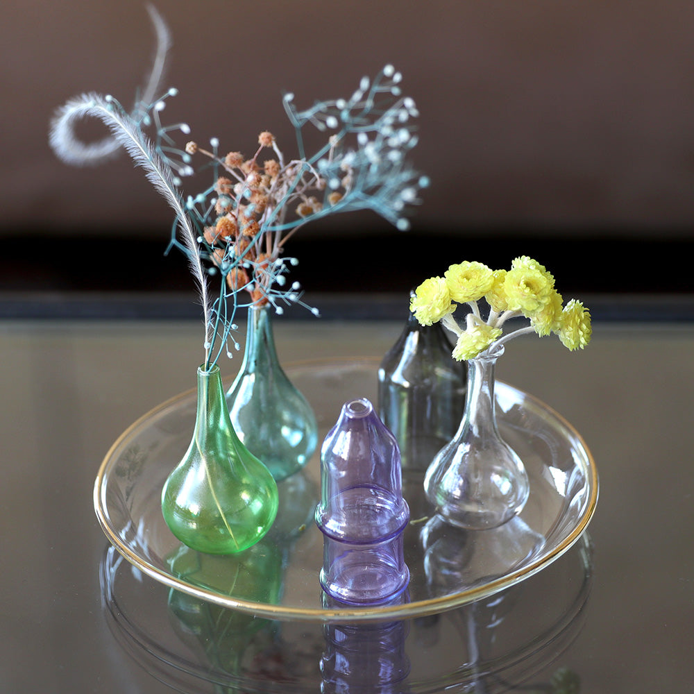 お花を最後まで余すことなく楽しめるミニチュアフラワーベース