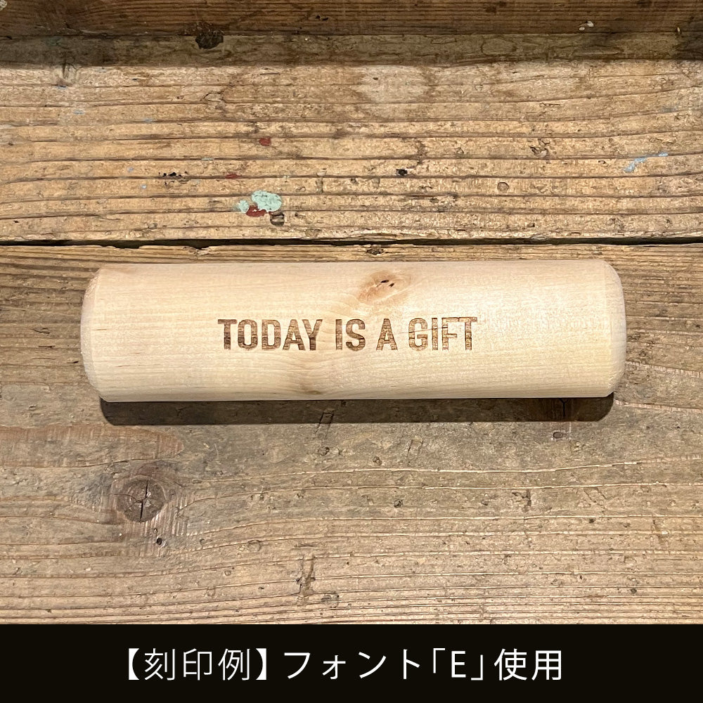 世界大会でも使用されている TACTIC社の正規品 Molkky（モルック