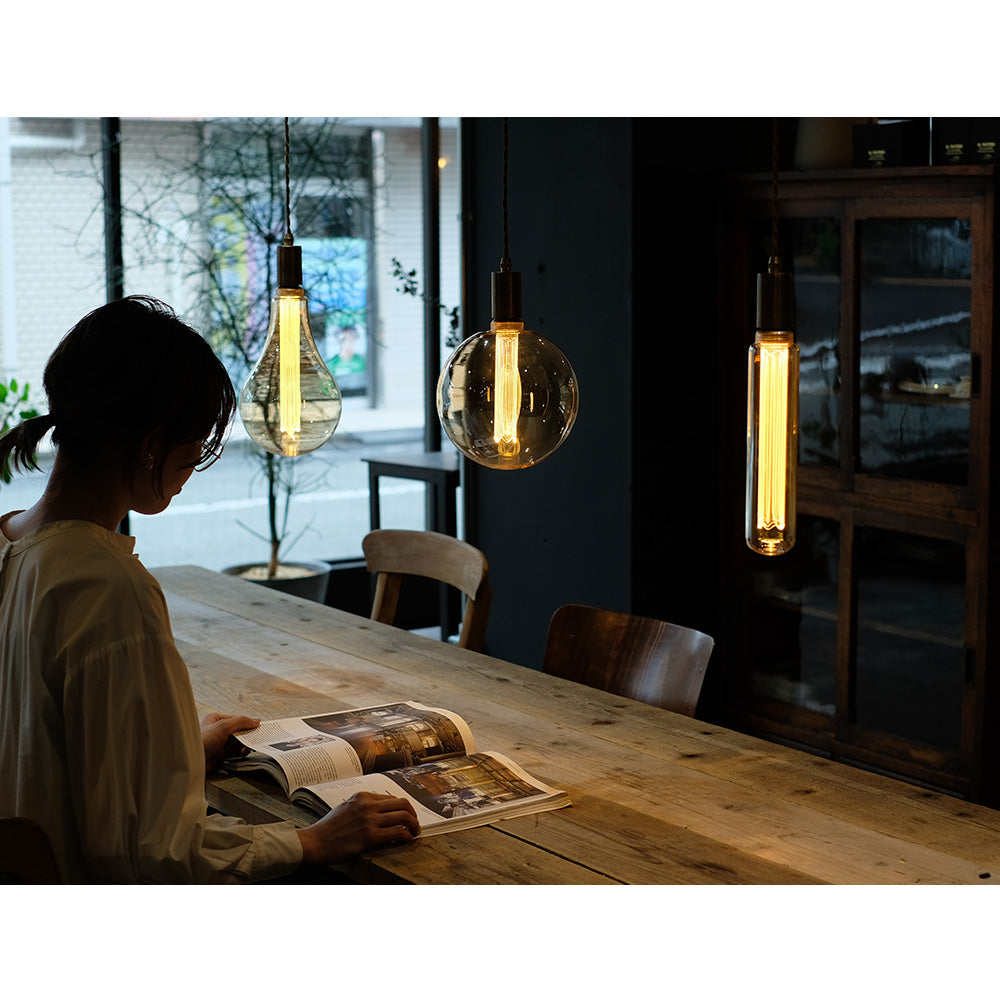 存在感抜群の円筒型のLED電球 NOSTALGIA LED Bulb E26 BIG TUBE