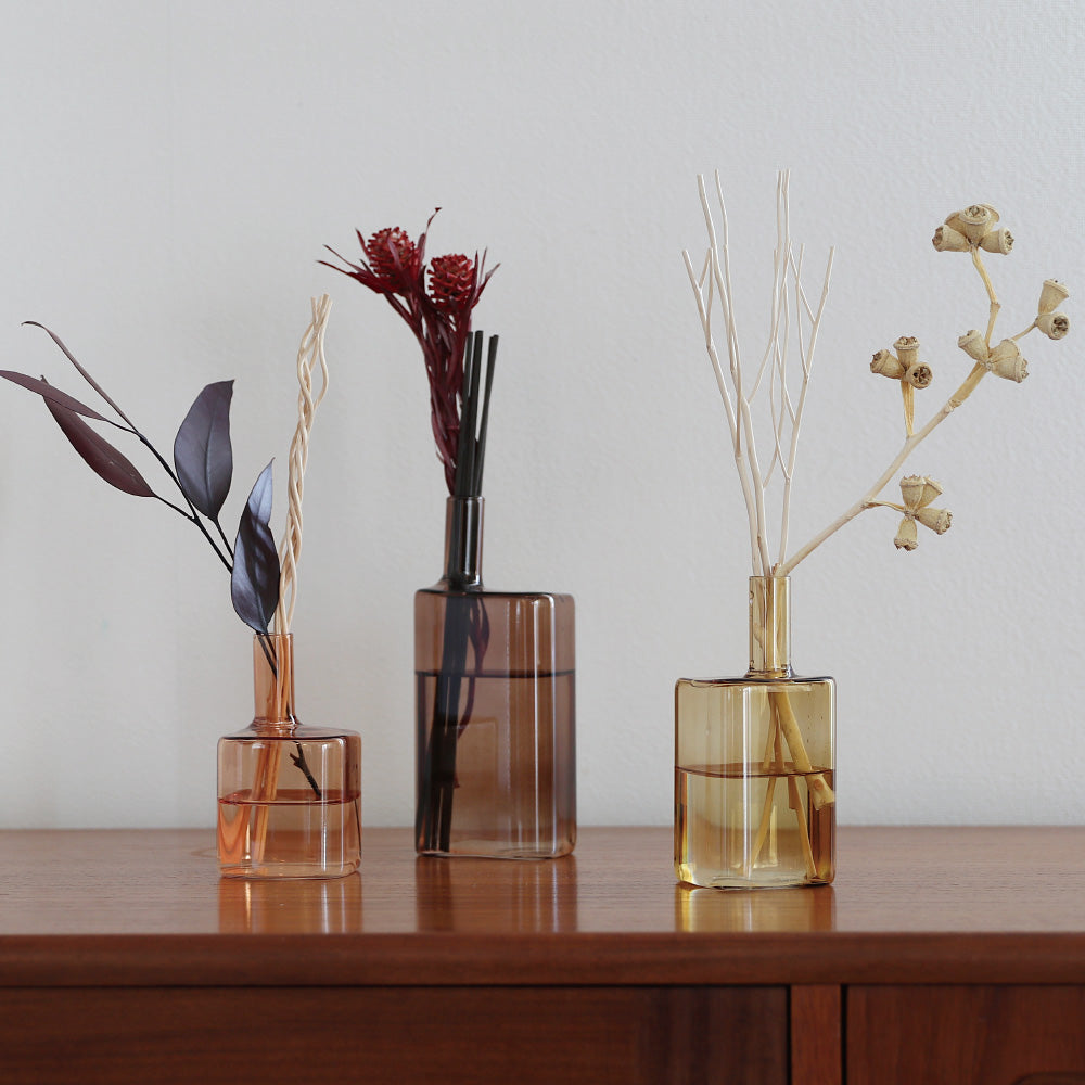 ディフューザーを彩る小枝のような形のリードスティック REED TWIG