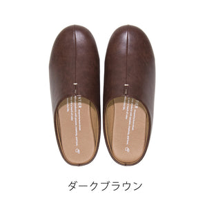 靴屋さんがつくった室内を”歩く”ことを考えたスリッパ room's（ルームズ）