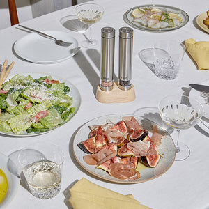 ハンディサイズでコンパクトな電動ミル Russell Hobbs Salt & Pepper Mill Mini（ラッセルホブス ソルト＆ペッパー ミニ）