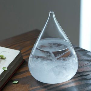 天候の変化で結晶の形が変わる しずく型のオブジェ Tempo Drop mini（テンポ ドロップ ミニ）