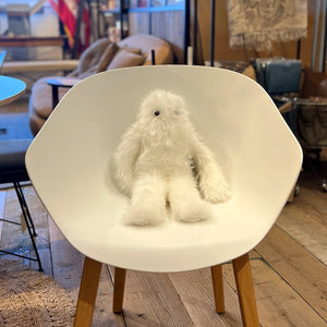 フワッフワの手ざわりで癒してくれる ミステリアスなおともだち YETI（イエティ）